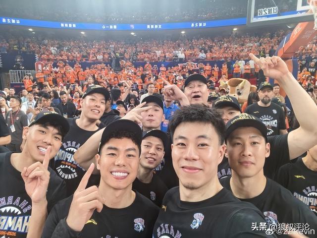 中国裁判马宁“出征”世界杯,出镜回应“敢判敢罚”